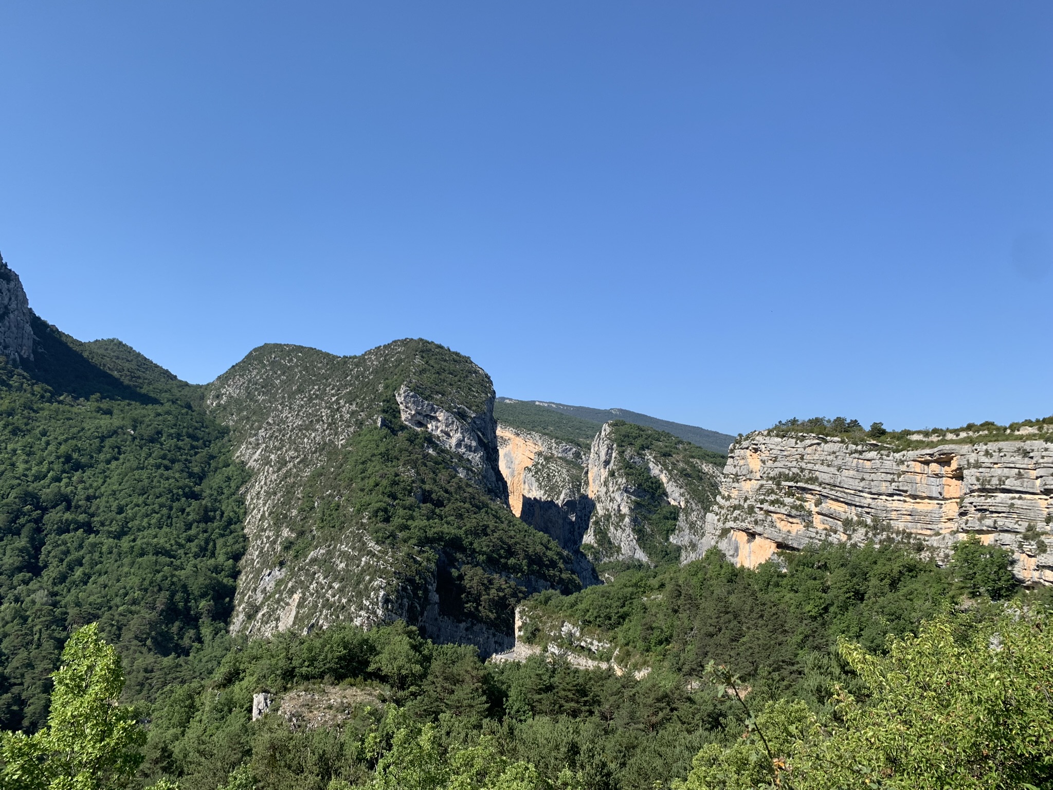 Les gorges du Verdon vers Rougon